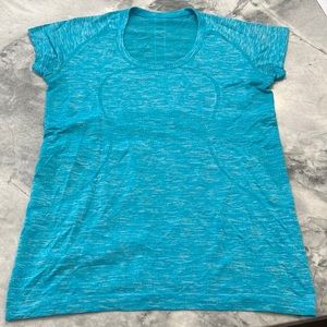 Lululemon swiftly top
